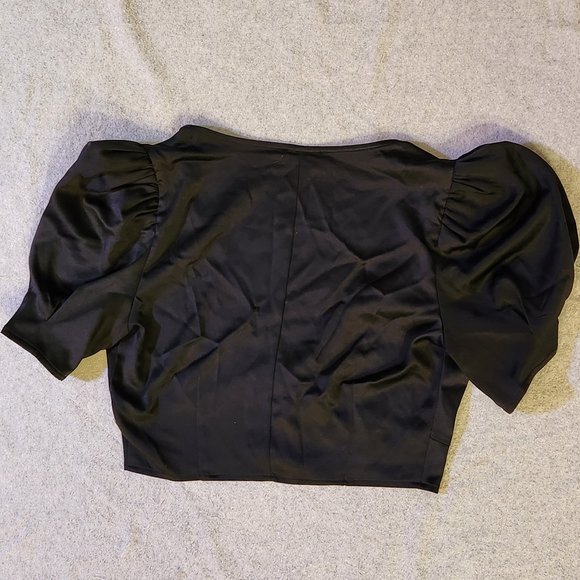 DANIELLE BERNSTEIN Womens Black Button Front Short Cropped Top - Medium - NEW - Picture 4 of 5